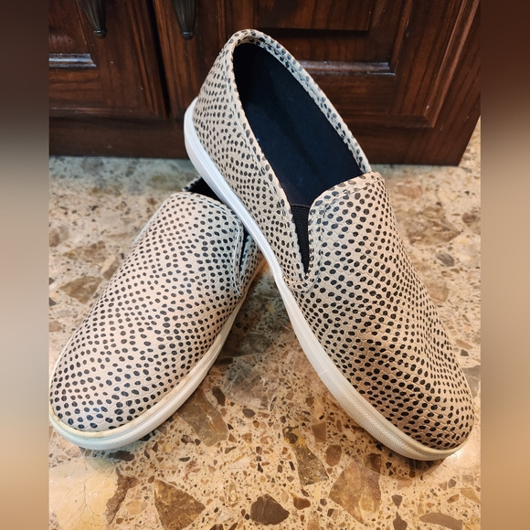 Time and Tru Shoes - Time and Tru Cheetah Print Slip-on shoe